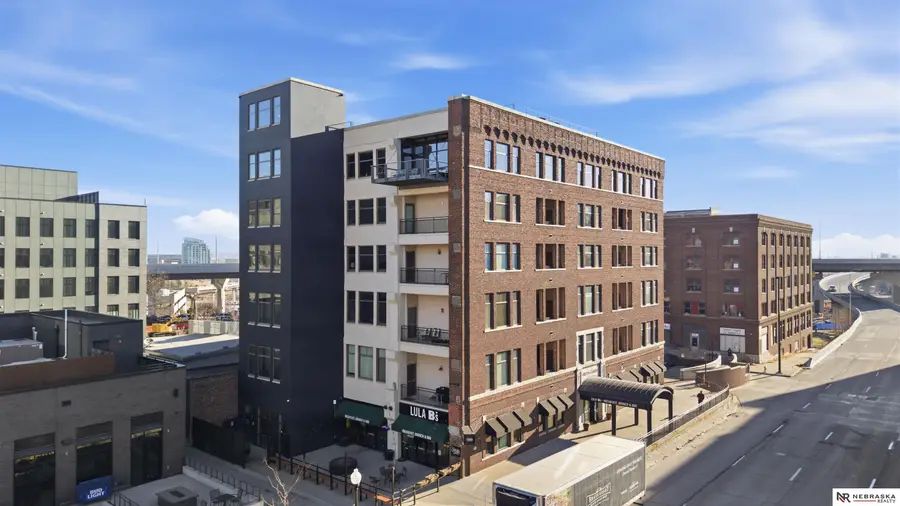 902 Dodge Street #203, Omaha, NE 68102 - #3