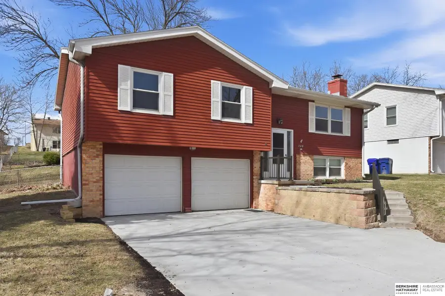 720 Leprechaun Lane, Papillion, NE 68046 - #3