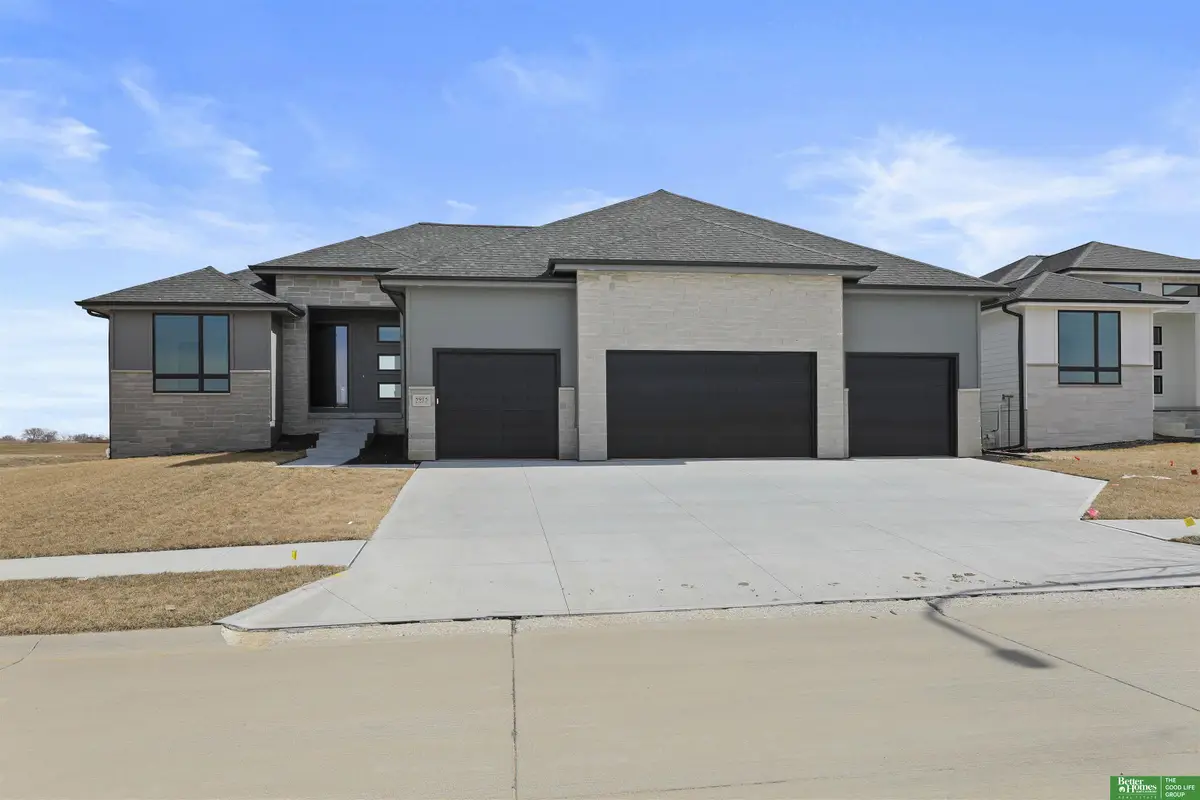 5915 N 197th Street, Elkhorn, NE 68022 - #1