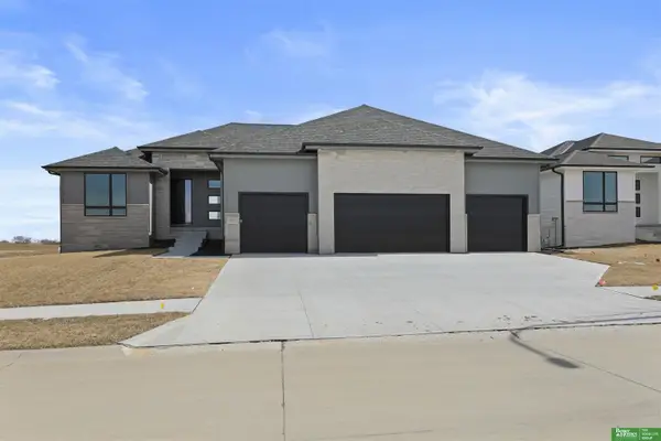 5915 N 197th Street, Elkhorn, NE 68022