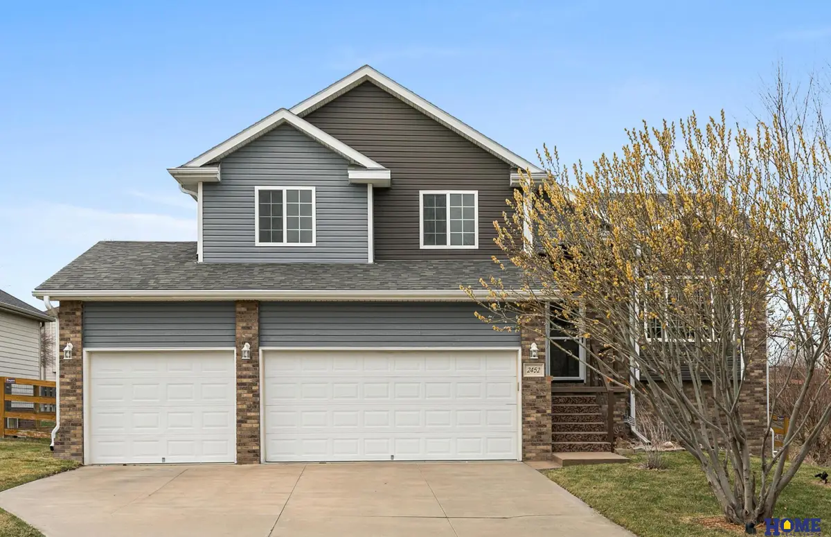 2452 Grainger Parkway, Lincoln, NE 68512 - #1