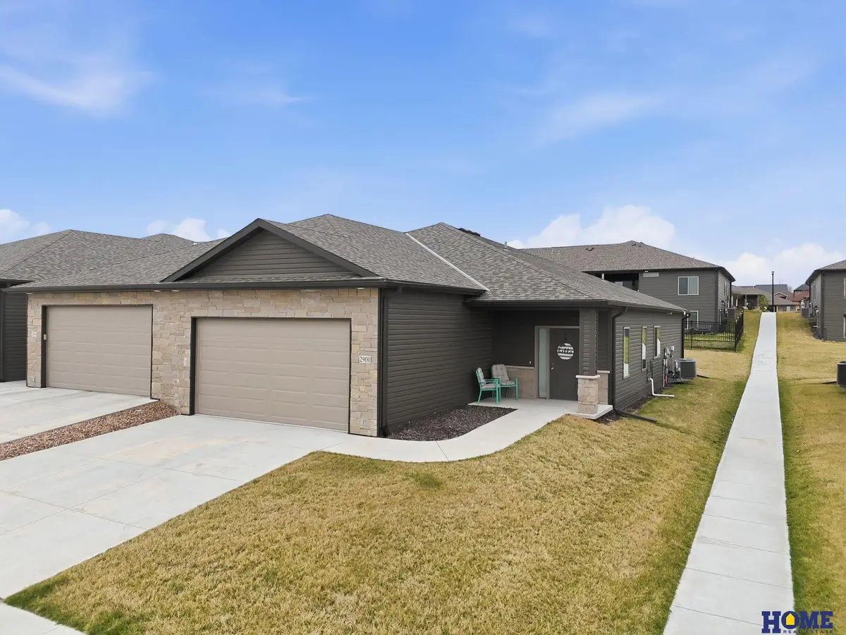 2900 Kings Corner Drive, Lincoln, NE 68516 - #1