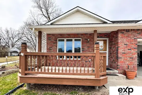 422 S 10th Street, Plattsmouth, NE 68048