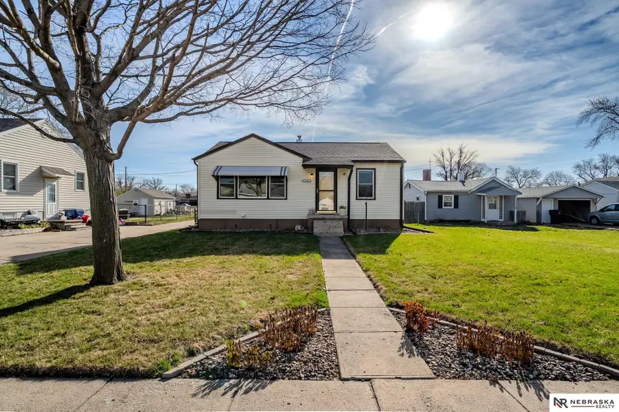 1136 N Garfield Street, Fremont, NE 68025 - #3