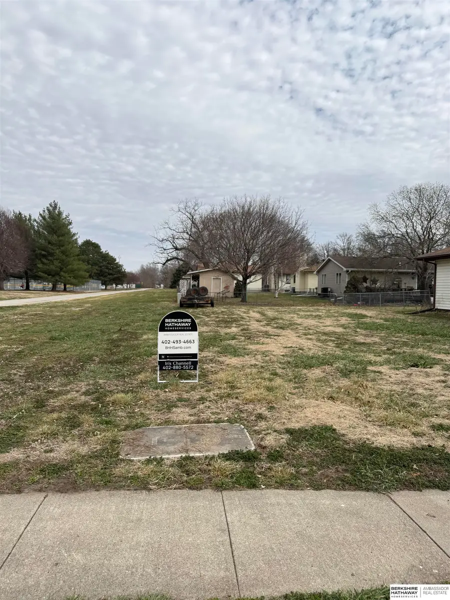 3820 N 64th Street, Lincoln, NE 68507 - #2