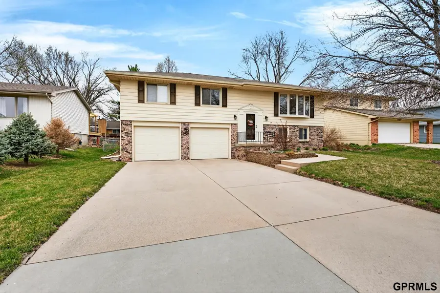 11748 Meredith Avenue, Omaha, NE 68164 - #2