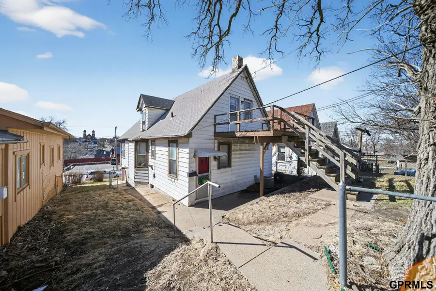2707 S 20th Street, Omaha, NE 68108 - #2