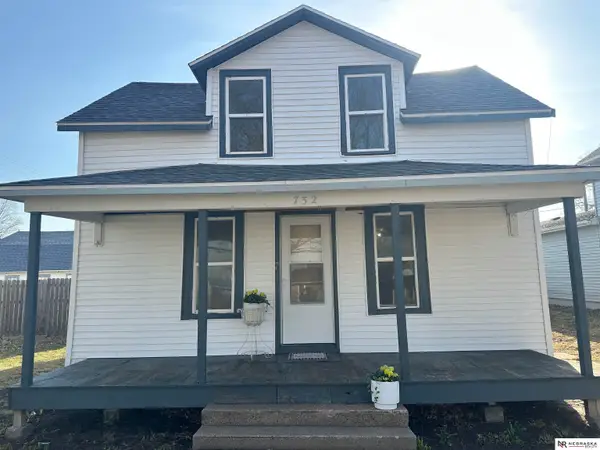 732 N Grant Street, Fremont, NE 68025