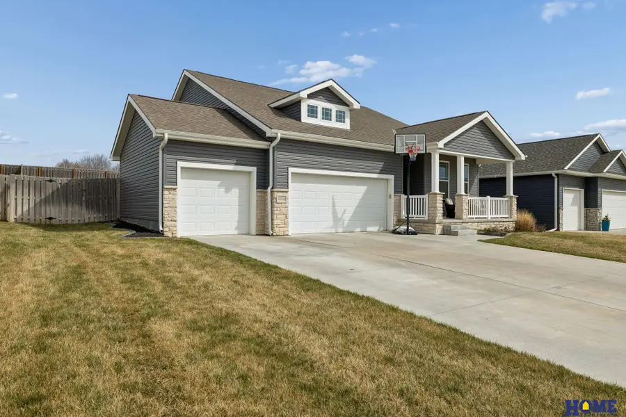 10316 White Pine Road, Lincoln, NE 68527 - #2