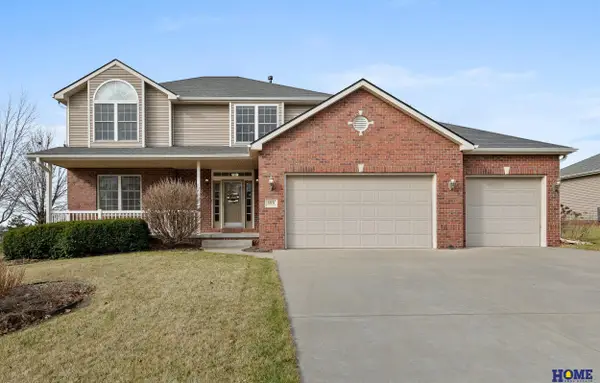 6851 Shadow Ridge Road, Lincoln, NE 68512