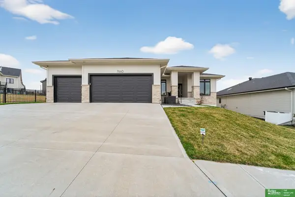 7660 N 167 Street, Bennington, NE 68007