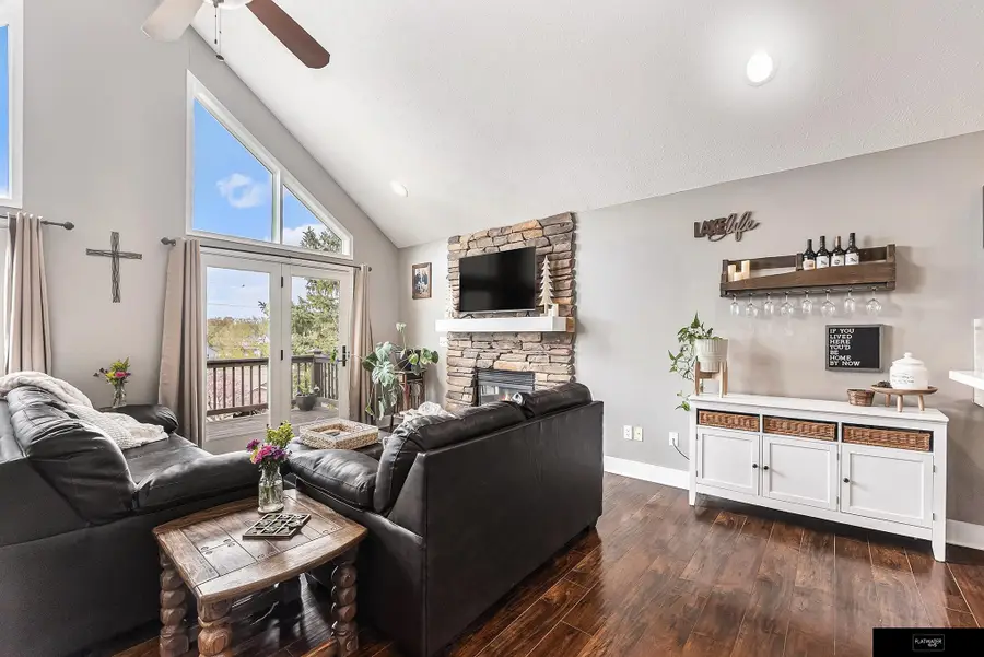 823 Beaver Lake Boulevard, Plattsmouth, NE 68048 - #2