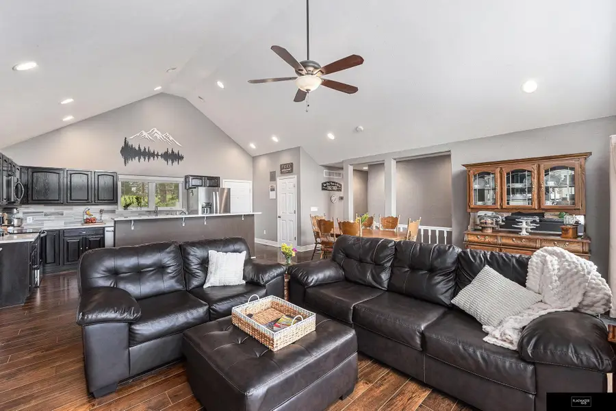 823 Beaver Lake Boulevard, Plattsmouth, NE 68048 - #3