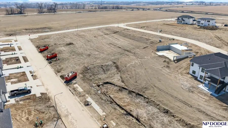 21428 S Morning View Drive, Elkhorn, NE 68022 - #2