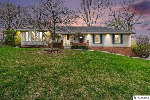 1702 S 110th Street, Omaha, NE 68144