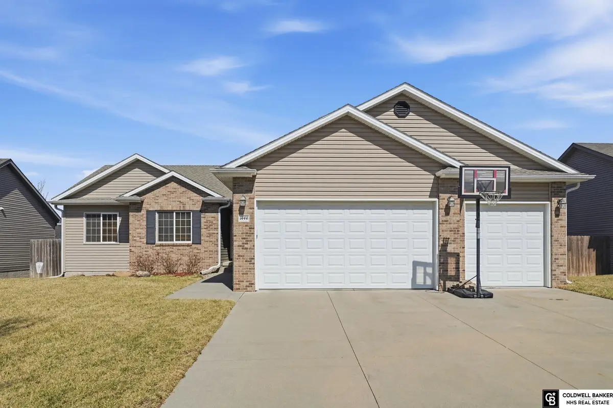 1444 Torreys Drive, Lincoln, NE 68521 - #1