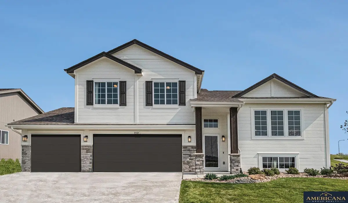 5401 N 182 Street, Elkhorn, NE 68022 - #1