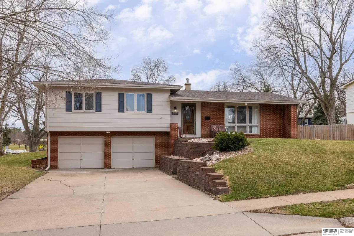 9605 Ruggles Street, Omaha, NE 68134 - #1