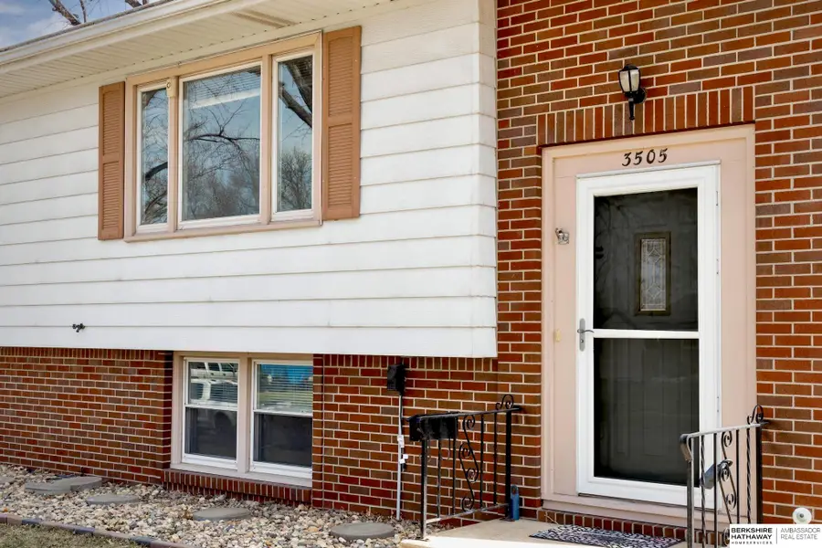 3505 S 130th Street, Omaha, NE 68144 - #2