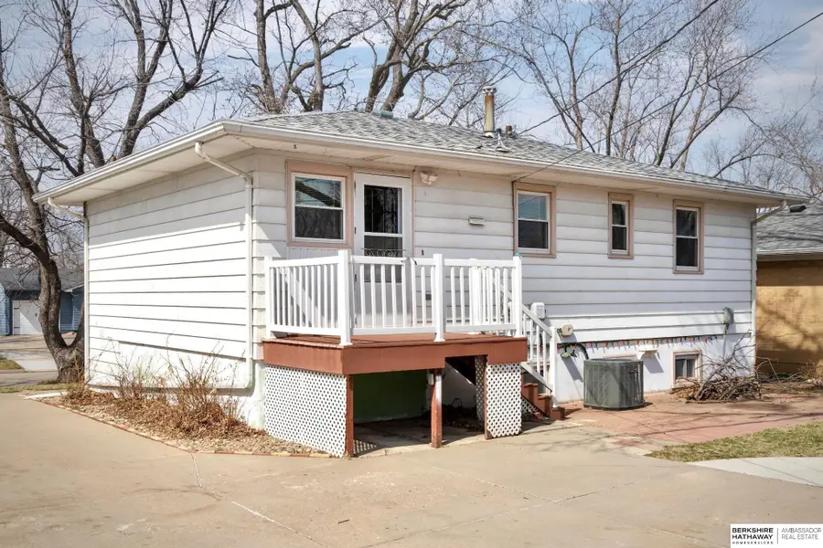 3505 S 130th Street, Omaha, NE 68144 - #3