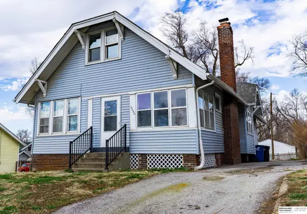 2532 Hartman Avenue, Omaha, NE 68111