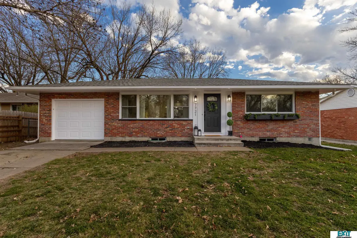 7721 Hickory Lane, Lincoln, NE 68510 - #1