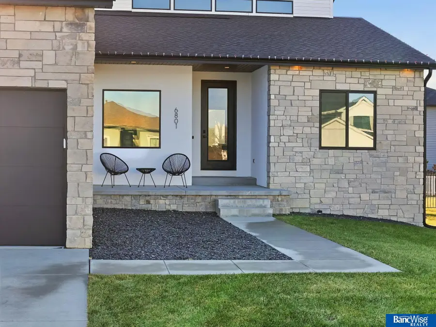 6801 Monarch Drive, Lincoln, NE 68516 - #3