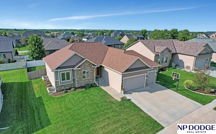 2841 Valley Stream Drive, Lincoln, NE 68516 - #3