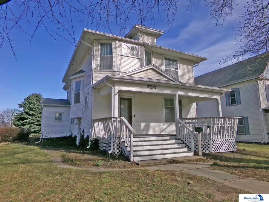 724 N 10th Street, Beatrice, NE 68310 - #2