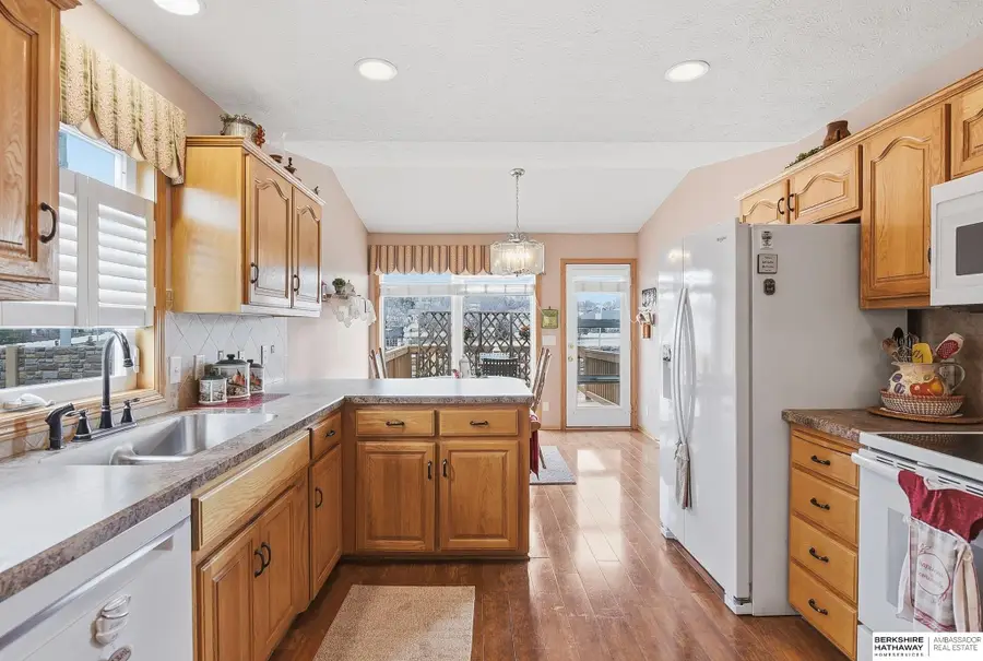 15512 Parker Street, Omaha, NE 68154 - #2