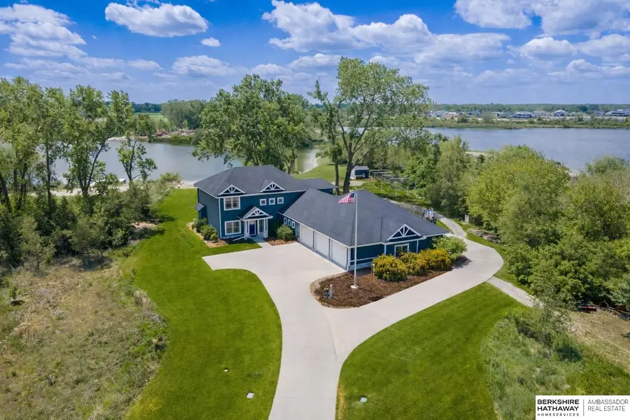 5512 N 284th Circle, Valley, NE 68064 - #2