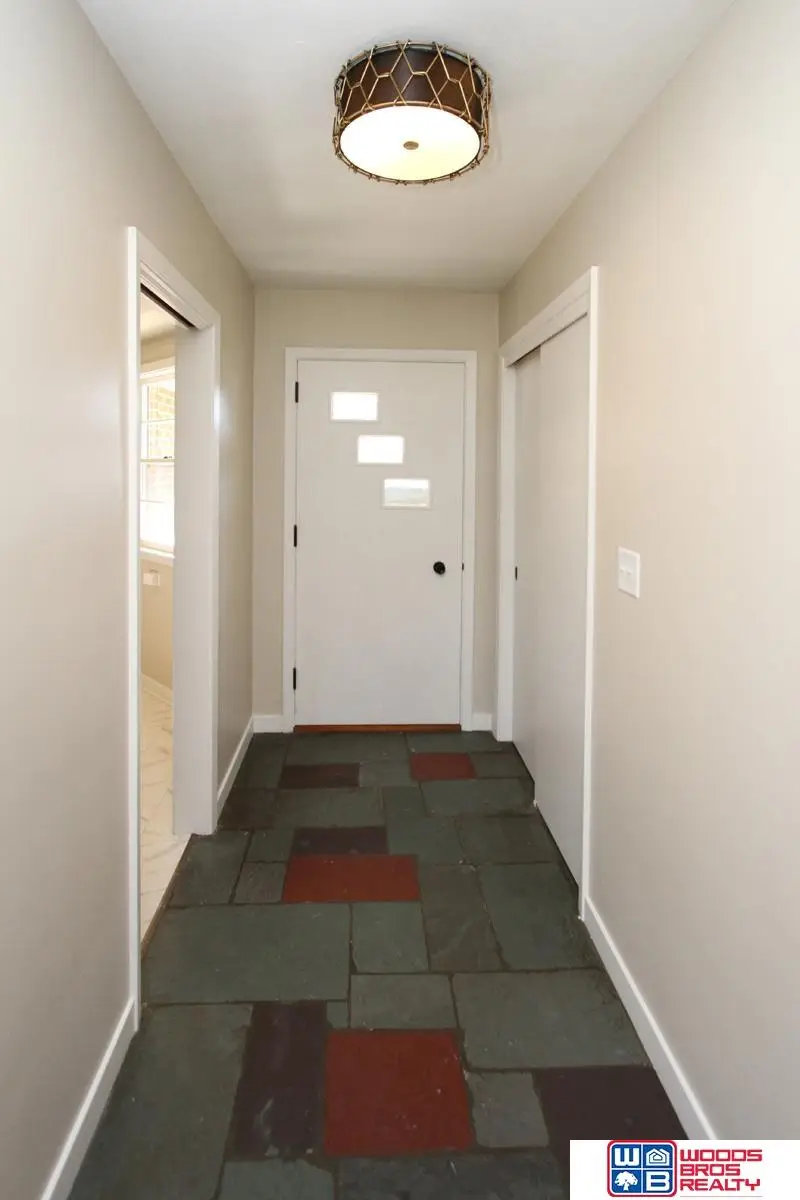 2525 S 35th Street, Lincoln, NE 68506 - #2