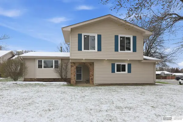 4025 N 116th Circle, Omaha, NE 68164