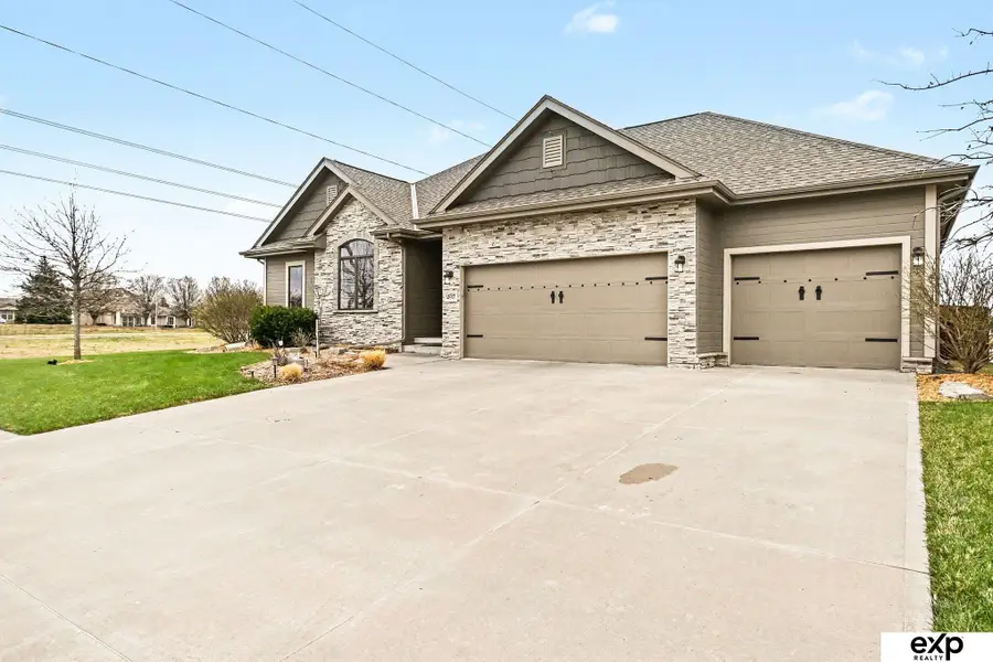 18707 Spaulding Street, Chicago, NE 68022 - #2