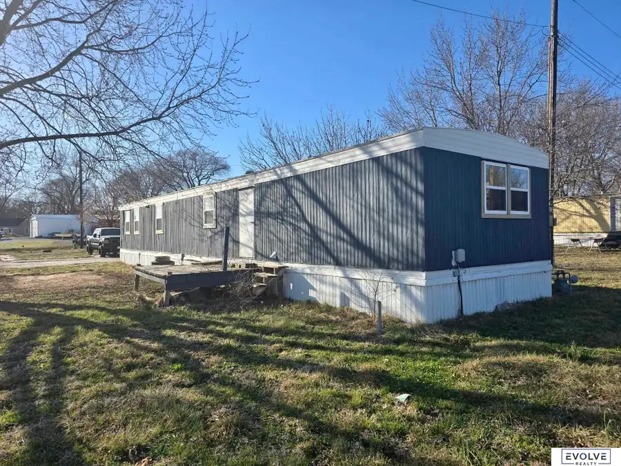 1405 26th Street #15, Auburn, NE 68305 - #2