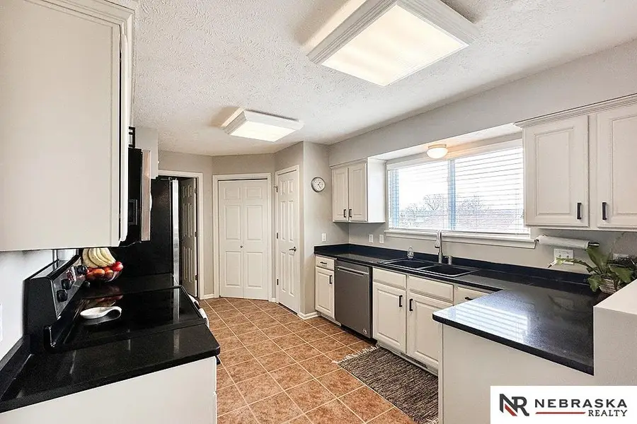 16134 Willow Street, Omaha, NE 68136 - #3