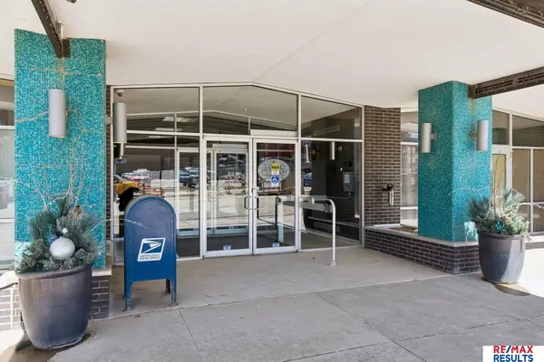 3000 Farnam Street #7l, Omaha, NE 68131