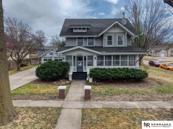 1010 Grove Avenue, Crete, NE 68333