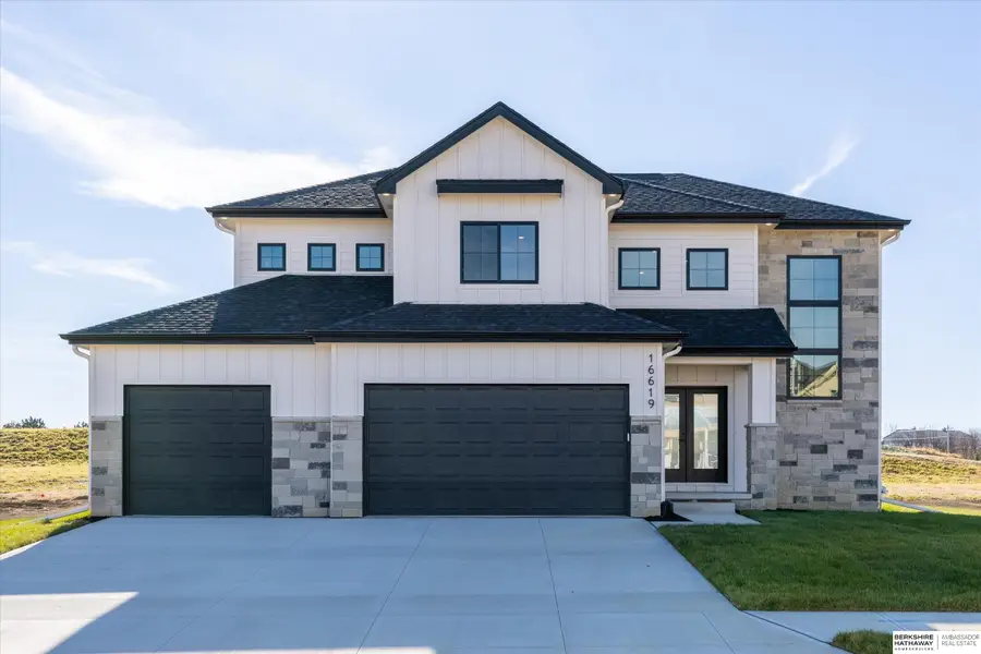 16619 Abigail Street, Bennington, NE 68007 - #2