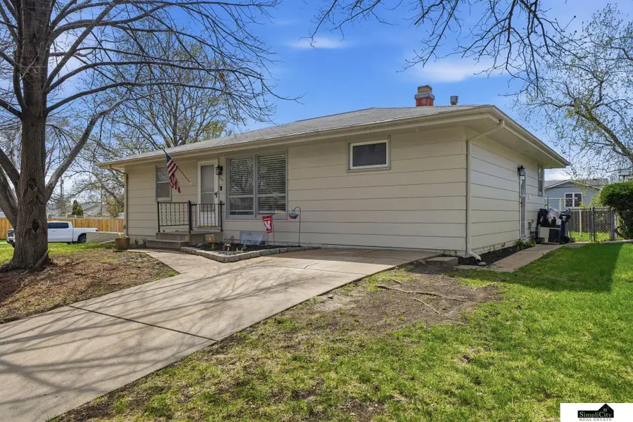 1541 SW 9th Street, Lincoln, NE 68522 - #2
