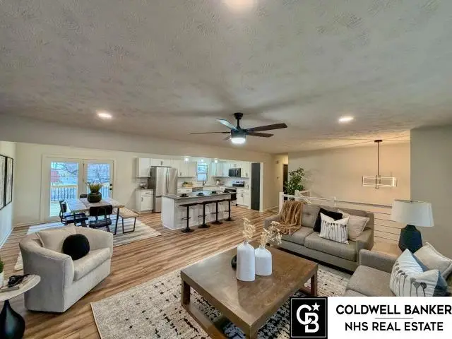 504 Shannon Road, Papillion, NE 68046 - #3