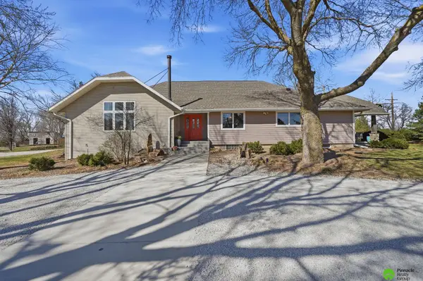 17879 S 68th Street, Hickman, NE 68372