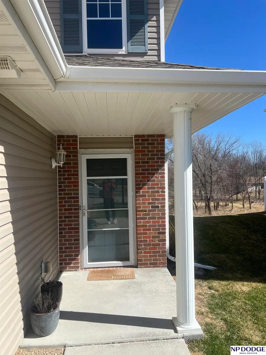 2520 Cedar Cove Road, Lincoln, NE 68507 - #2