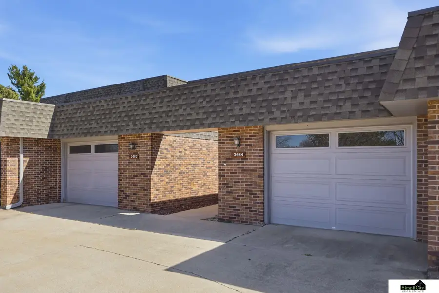 3460 Neerpark Drive, Lincoln, NE 68506 - #3
