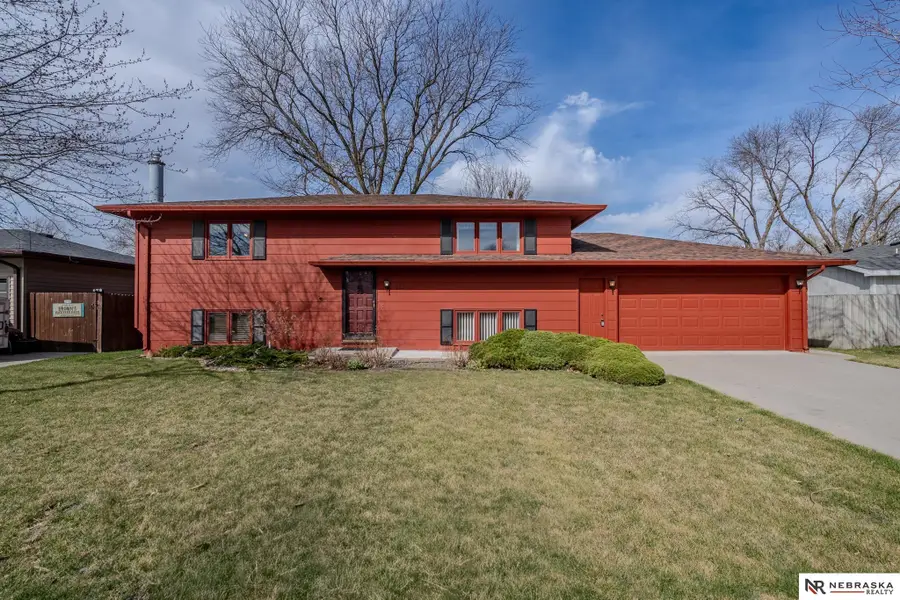 121 S William Avenue, Fremont, NE 68025 - #2