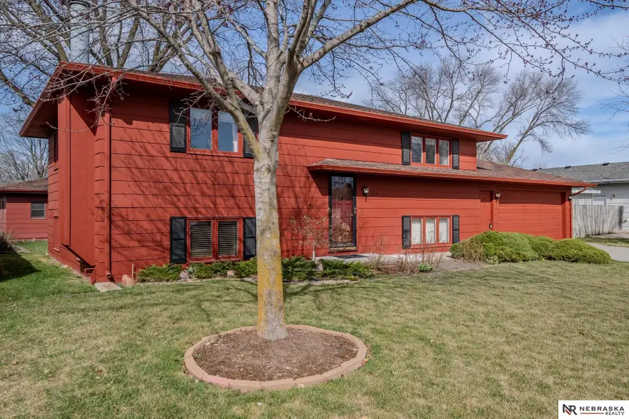 121 S William Avenue, Fremont, NE 68025 - #3