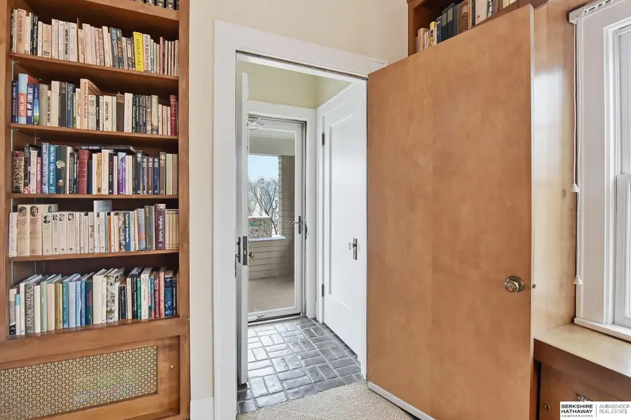 513 S 58 Street, Omaha, NE 68106 - #3