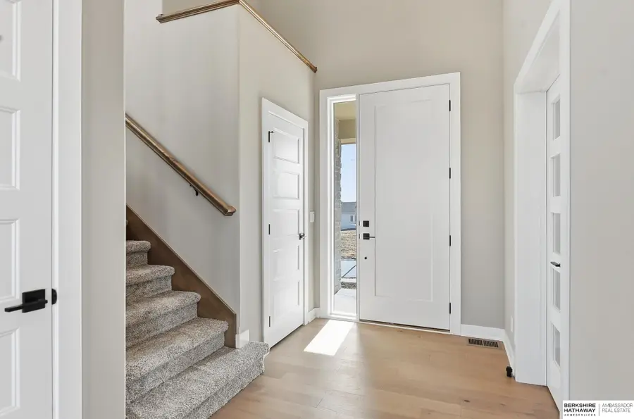 20152 T Street, Omaha, NE 68135 - #2