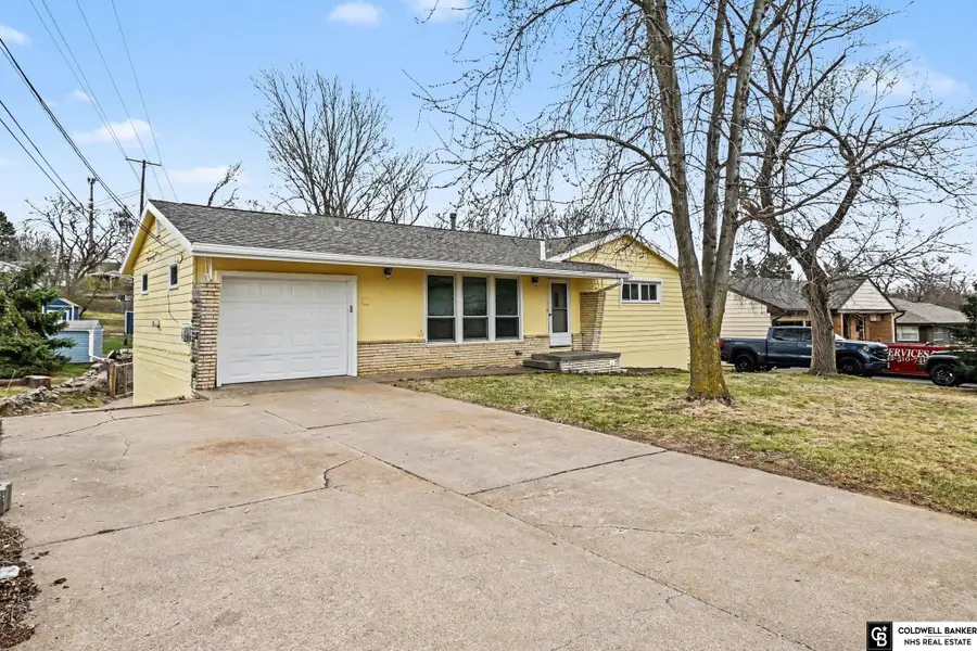 1405 Freeman Drive, Bellevue, NE 68005 - #2