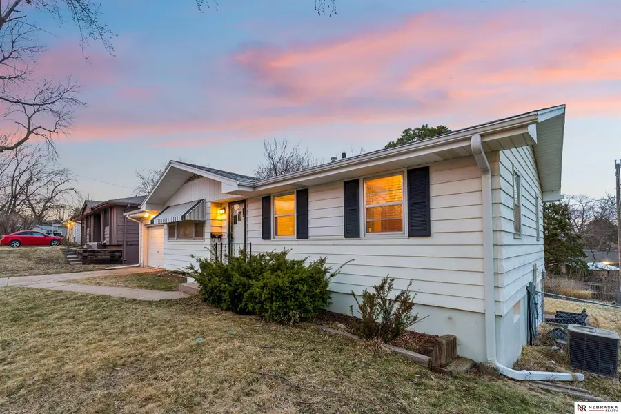 9144 Boyd Street, Omaha, NE 68134 - #2